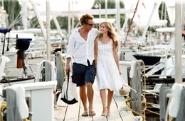 Nur mit der Hilfe ihrer Freunde finden Tripp (Matthew McConaughey, l.) und Paula (Sarah Jessica Parker, r.) schlussendlich zusammen ...
