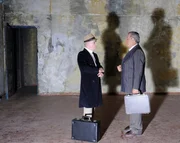 Klaus Barbie, der 'Schlächter von Lyon', lebte viele Jahre unbehelligt als 'Klaus Altmann' in Südamerika und wurde wohlhabender Geschäftsmann.