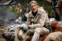 Mayor Prentiss (Mads Mikkelsen)