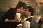 L-R: Sof&iacute;a (Amaia Salamanca), Serio (Juan Diego Botto)