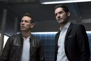L-R: Detective Dan Espinoza (Kevin Alejandro) und Lucifer Morningstar (Tom Ellis) L-R: Detective Dan Espinoza (Kevin Alejandro) und Lucifer Morningstar (Tom Ellis)