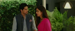 Jai (Sidharth Malhotra, l.) und Diya (Katrina Kaif, r.)  +++ Die Verwendung des sendungsbezogenen Materials ist nur mit dem Hinweis und Verlinkung auf RTL+ gestattet. +++