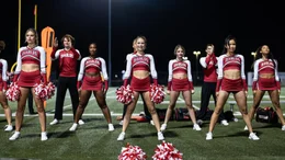 (v.l.n.r.) McKayla Miller (Tiera Skovbye); Jackie Braun (Sierra Holder); Regan Winters (Alexandra Beaton); Sydney (Madison MacIsaac); Tori Vince (Erika Prevost); Evee Simmons (Makena Zimmerman)