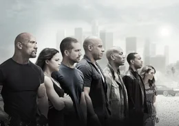 Artwork zum Film "Fast & Furious 7" mit (v.l.:) Hobbs (Dwayne Johnson), Letty (Michelle Rodriguez), Brian O'Conner (Paul Walker), Dominic Toretto (Vin Diesel), Roman (Tyrese Gibson), Tej (Ludacris) und Mia (Jordana Brewster).