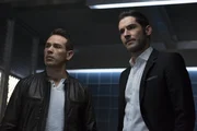 Nachdem mehrere Ex-Geliebte von Lucifer (Tom Ellis, r.) ermordet werden, beginnen Dan (Kevin Alejandro, l.) und seine Kollegen mit den Ermittlungen.