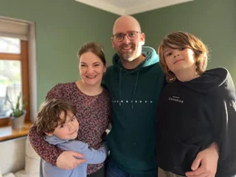 F&uuml;rs Familiengl&uuml;ck m&uuml;ssen Jens und Heike Kl&uuml;sener t&auml;glich ans Limit gehen. Ihre S&ouml;hne Ben und Henry leben mit einer Autismus-Spektrums-St&ouml;rung.