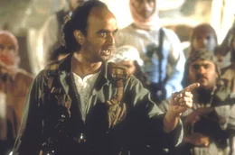 Der arabische Top-Terrorist Aziz (Art Malik) plant, eine Atombombe auf einer Insel bei den Keys explodieren zu lassen ...
