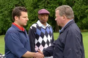 PSYCH -- "True Grits" Episode 607 -- Pictured: (l-r) James Roday as Shawn Spencer, Dule Hill as Gus Guster, William Shatner as Frank O'Hara -- Photo by: Alan Zenuk/USA Network