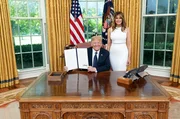 Donald und Melania Trump im Oval Office, 24. Juni 2020.
