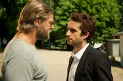 Hartmut (Henning Baum) Markus (Oliver Wnuk)