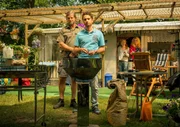 Hartmut (Henning Baum) Markus (Oliver Wnuk)
