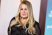 American actress Jennifer Coolidge arrives at the Los Angeles
