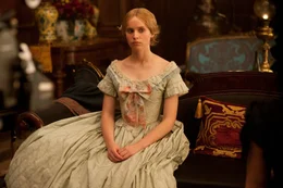 Nelly (Felicity Jones)