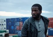 Elliot Finch (Sope Dirisu)