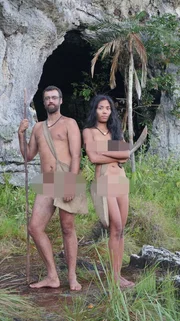 Rizza und Andrew posieren.