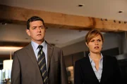 PSYCH -- Chivalry Is Not Dead.. But Someone Is -- Pictured: (l-r) Timothy Omundson as Carlton Lassiter, Maggie Lawson as Juliet O'Hara