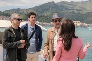 L-R: Dominic Di Grasso (Michael Imperioli), Albie Di Grasso (Adam DiMarco), Bert Di Grasso (F. Murray Abraham), Valentina (Sabrina Impacciatore )