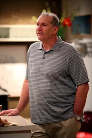 Jay Pritchett (Ed O'Neill)