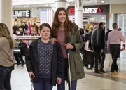 Chloe (Calle Walton, l.); Murphy Mason (Perry Mattfeld, r.)