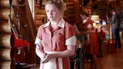 Mallory (Jessica Amlee) hat einen neuen Job gefunden: Sie kellnert in Maggies Diner.