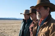 L-R: Perry Abbott (Tom Pelphrey), Rhett Abbott (Lewis Pullman), Royal Abbott (Josh Brolin)