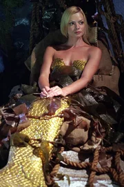 Meerjungfrau Mylie (Jaime Pressly) hat sich auf einen fatalen Deal mit der Meerhexe eingelassen ...