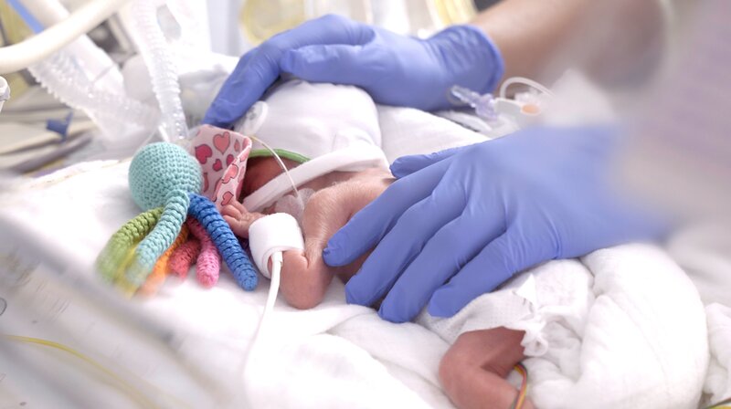 Wie viel Geld bringt ein Frühchen? – Warum Kliniken in Deutschland Gewinne machen (müssen) (D, 2022)