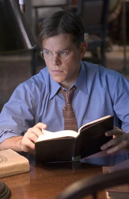 Edward Wilson (Matt Damon) f&auml;llt dem Geheimdienst schon als Student auf.