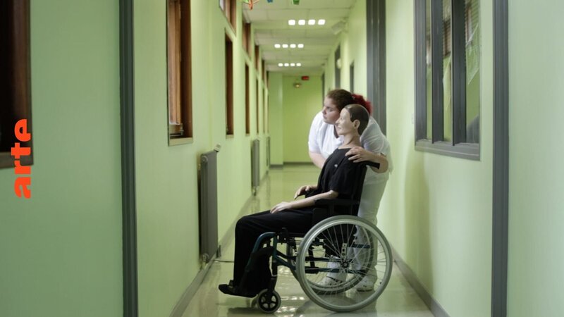 Sich kümmern (F, 2025)