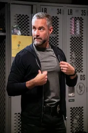 David 'Deacon' Kay (Jay Harrington). Die Verwendung des sendungsbezogenen Materials ist nur mit dem Hinweis und Verlinkung auf RTL+ gestattet.