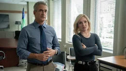 Detective Bailey (Dermot Mulroney) und Kirby Reed (Hayden Panettiere)
