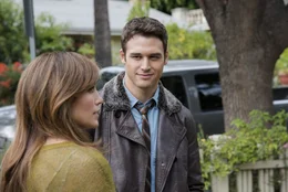 From left: Claire Peterson (Jennifer Lopez) and Noah Sandborn (Ryan Guzman).