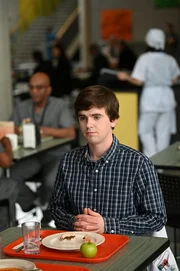 Dr. Shaun Murphy (Freddie Highmore)