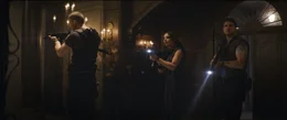 (v.l.n.r.) Albert Wesker (Tom Hopper); Richard Aiken (Chad Rook); Jill Valentine (Hannah John-Kamen); Chris Redfield (Robbie Amell)
