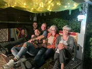 V.l.: Dominik, Gastgeber Amir, Dirk, Ingrid, Uli