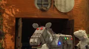 Wolle hat eine Idee: Wenn Pferd nicht mit ihm spielt, dann baut er sich eben einen neuen Freund: ein Roboterpferd!
