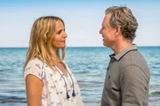 Praxis mit Meerblick - Sehnsucht. Tanja Wedhorn als Nora Kaminski, Dirk Borchardt als Peer Kaminski.