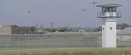Gef&auml;ngnis in Gatesville, Texas  Die Verwendung des sendungsbezogenen Materials ist nur mit dem Hinweis und Verlinkung auf RTL+ gestattet.; Gef&auml;ngnis in Gatesville, Texas  Die Verwendung des sendungsbezogenen Materials ist nur mit dem Hinweis und Verlinkung auf RTL+ gestattet.