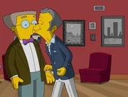 W&auml;hrend es scheint, als w&uuml;rde zwischen Smithers (l.) und Nigel (r.) die gro&szlig;e Leidenschaft entflammen, schweben Marge und Homer schon lange nicht mehr auf Wolke Sieben ...