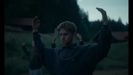 Neuling Sascha (Liel Malka)