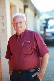 Auktionator Don Reinhart Auktionator Don Reinhart