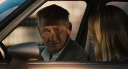 Sean Penn stars as John Vogel and Dylan Penn as Jennifer Vogel in FLAG DAY A Metro Goldwyn Mayer Pictures film Credit: Courtesy of Metro Goldwyn Mayer Pictures Inc. &copy; 2021 Metro-Goldwyn-Mayer Pictures Inc. All Rights Reserved.