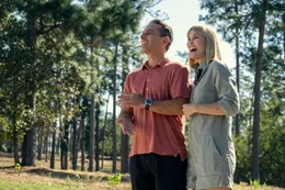 Sebastian Maniscalco als Sebastian und Leslie Bibb als Ellie