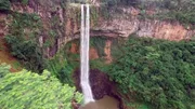 Blick auf den Chamarel-Wasserfall im S&uuml;dwesten von Mauritius.