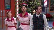 v.li.: Kombucha (Kinley Cunningham), Phoebe Thunderman (Kira Kosarin), Billy Thunderman (Diego Velazquez)