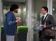 Als Marshall (Jason Segel, r.) seinen alten College-Freund Brad (Joe Manganiello, l.) wiedertrifft, ahnt er noch nicht, was das für Folgen haben wird ... Als Marshall (Jason Segel, r.) seinen alten College-Freund Brad (Joe Manganiello, l.) wiedertrifft, ahnt er noch nicht, was das für Folgen haben wird ...