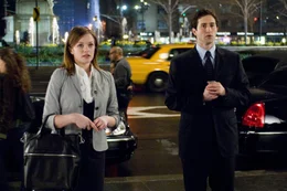 Sind von den Morgans &uuml;berrascht: Jackie Drake (Elisabeth Moss, l.) und Adam Feller (Jesse Liebman, r.) ...