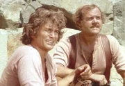 Charles (Michael Landon, l.) und sein neuer Freund Jacob (Richard O. Hurst, r.) arbeiten in einem Steinbruch.
