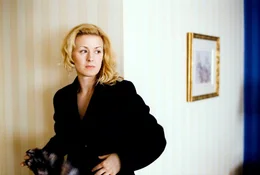 Petra Morz&Egrave; (Eva).