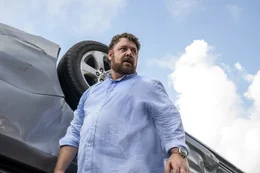 Auf seinem Rachefeldzug hinterl&auml;sst der unbekannte Fahrer (Russell Crowe) ein Feld der Verw&uuml;stung.